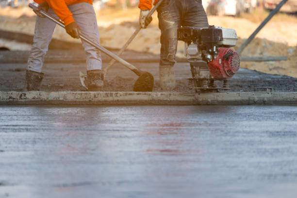 Best Concrete Pool Decks in Richmond West, FL